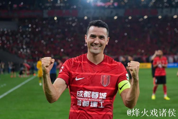 中超第一“跑男”周定洋:想为蓉城一直跑下去 中超第一“跑男”周定洋:想为蓉城一直跑下去